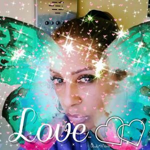 Meet your Posher, Yessenia